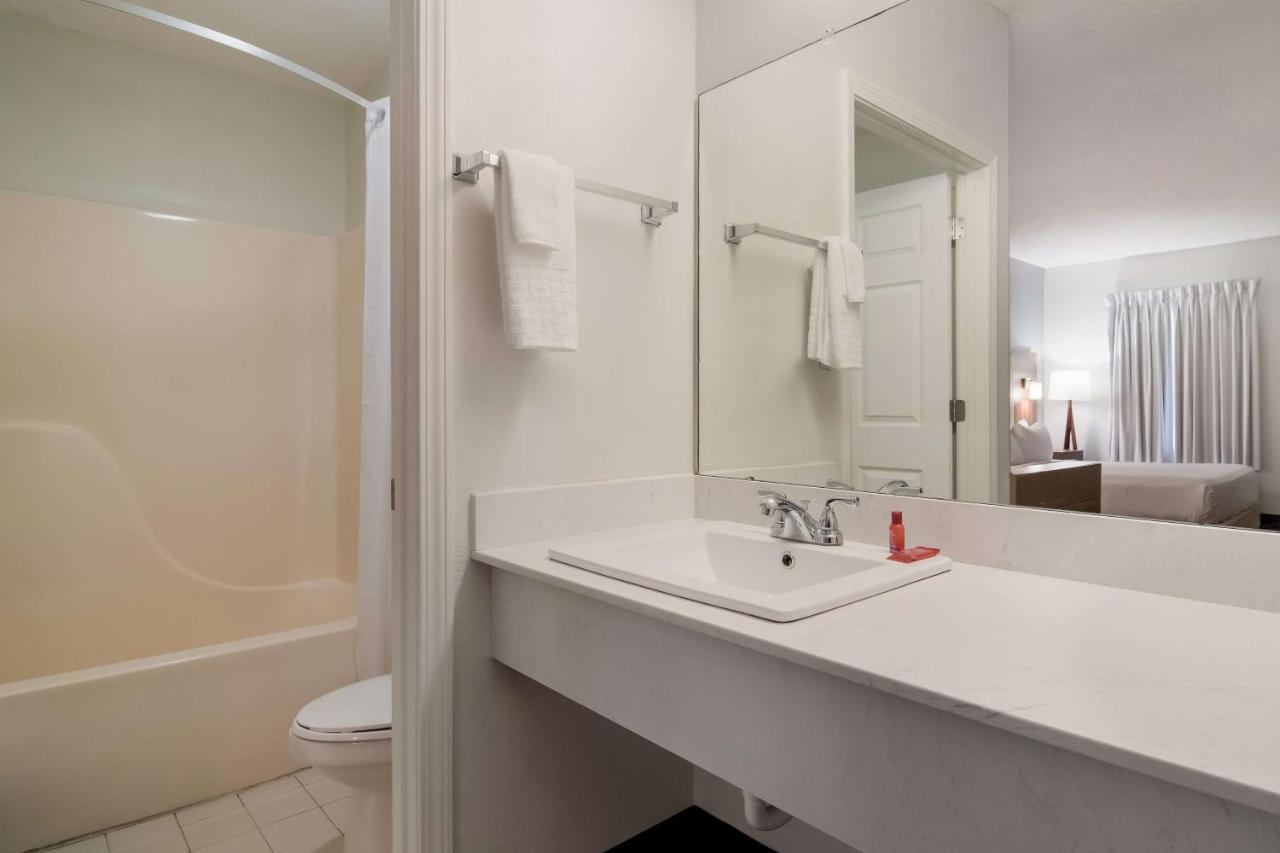 Surestay By Western Downtown