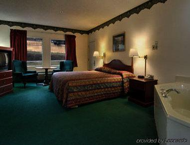 Hotel Surestay By Western Downtown 3*